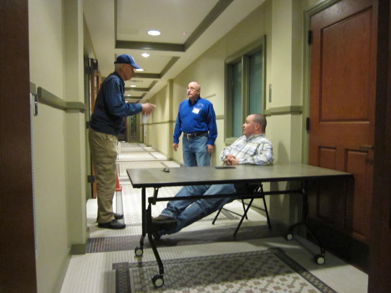 Lampasas County election, officials